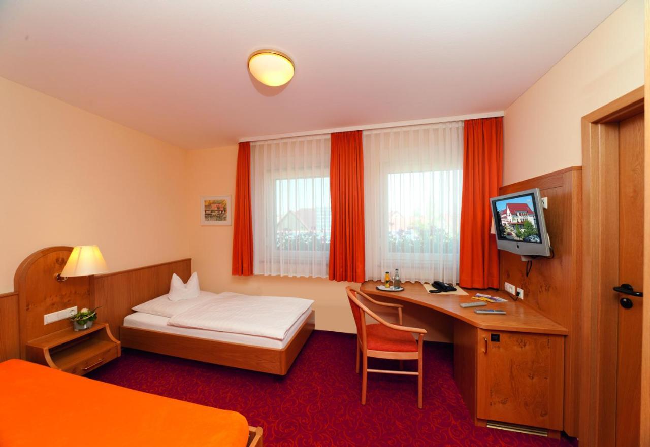 Berghulen Gasthof - Hotel Zum Ochsen Gmbh מראה חיצוני תמונה