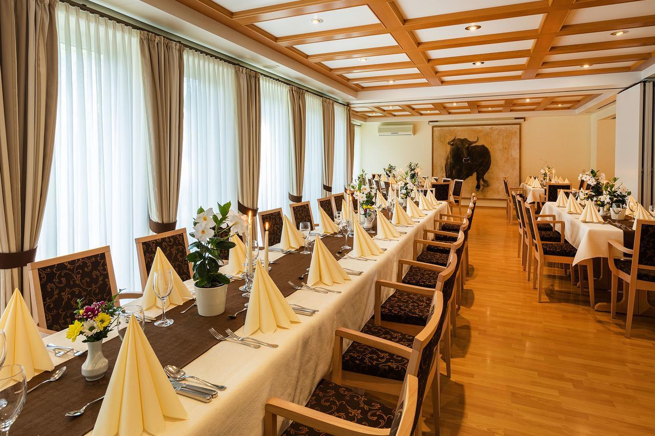 Berghulen Gasthof - Hotel Zum Ochsen Gmbh מראה חיצוני תמונה